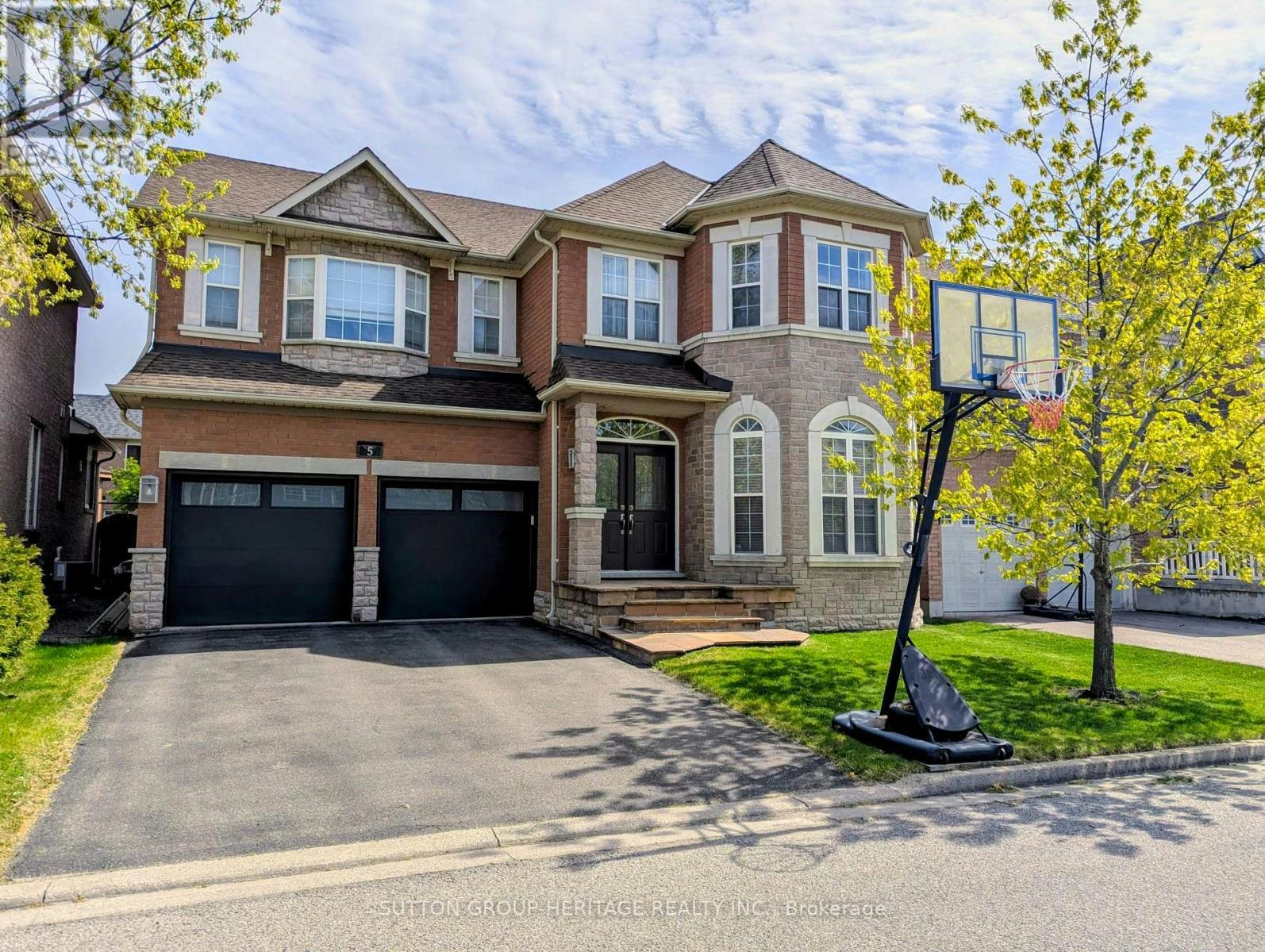 5 Baintree Street, Markham, ON, L6E 1G7