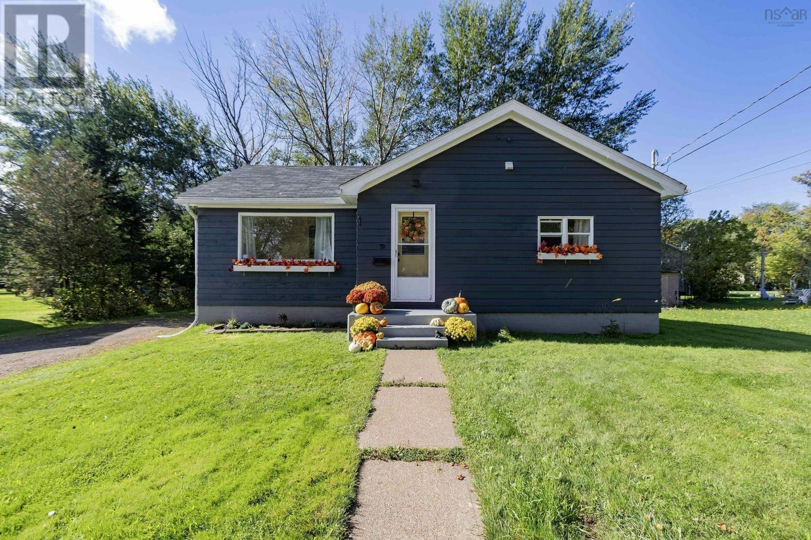 79 Hickman Street, Amherst, NS, B4H 2M7