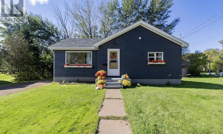 79 Hickman Street
