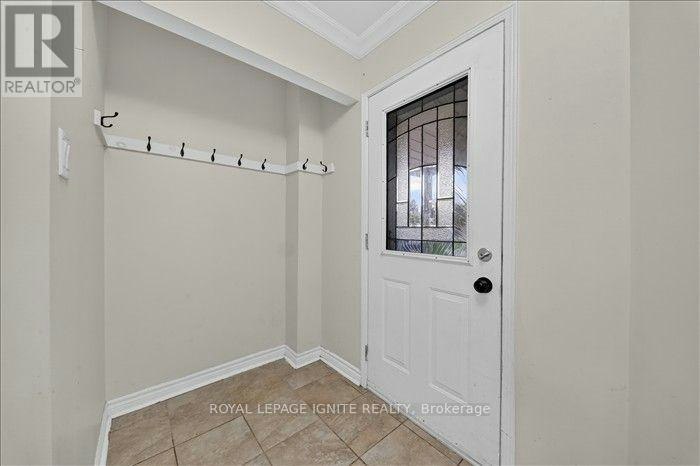 UPPER-8 Vail Meadows Crescent, Clarington, ON, L1C 4T1 - 6