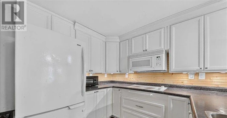UPPER-8 Vail Meadows Crescent, Clarington, ON, L1C 4T1 - 33
