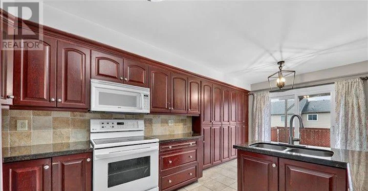 8 Vail Meadows Crescent, Clarington, ON, L1C 4T1 - 10
