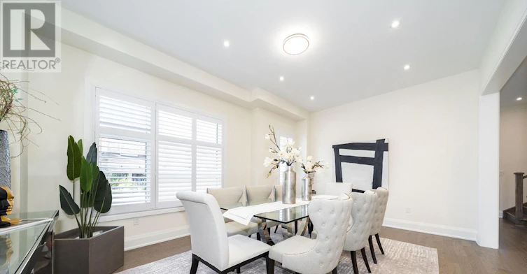 38 Bud Leggett Crescent, Georgina, ON, L4P 0T1 - 10