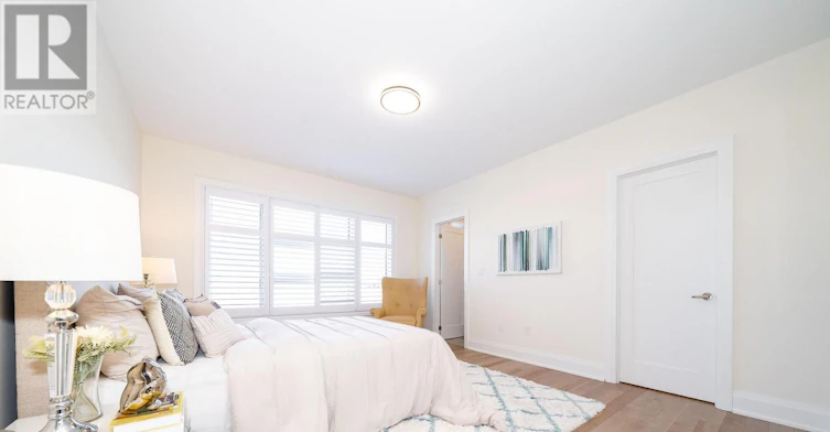 38 Bud Leggett Crescent, Georgina, ON, L4P 0T1 - 34