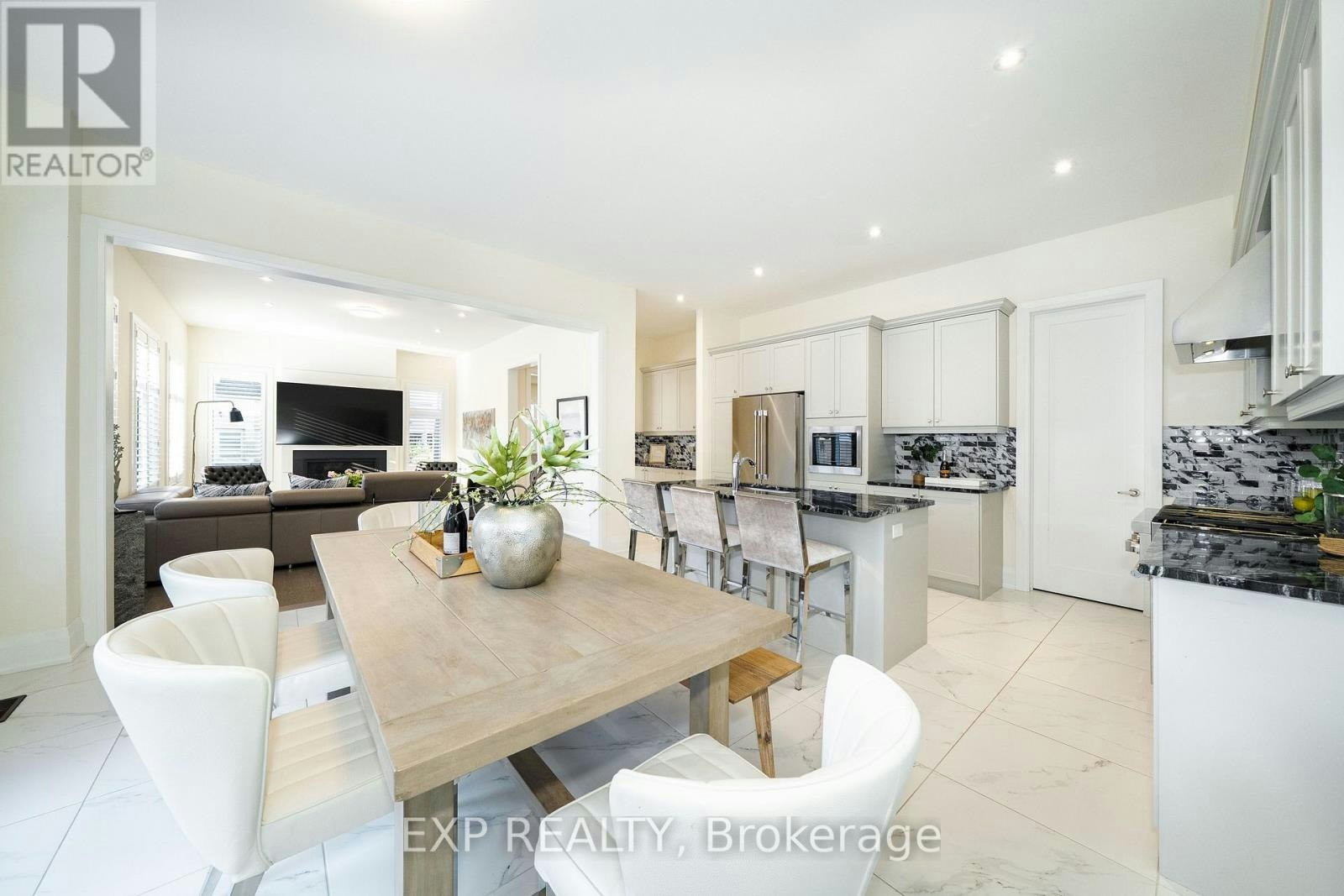 38 Bud Leggett Crescent, Georgina, ON, L4P 0T1 - 20