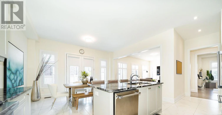 38 Bud Leggett Crescent, Georgina, ON, L4P 0T1 - 19