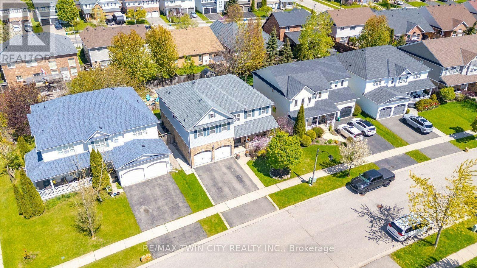 UPPER-20 Webb Avenue, Brantford, ON, N3T 6S5 - 2
