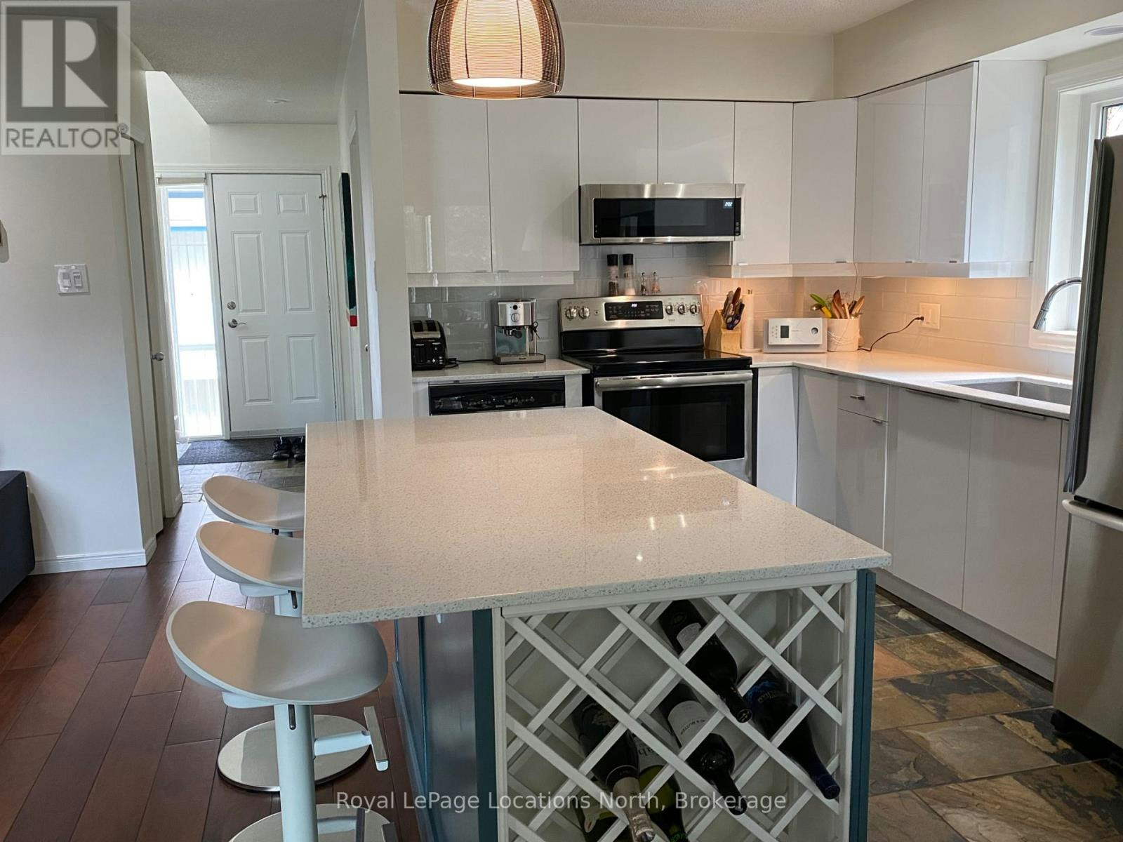 18-4 Rambling Way, Collingwood, ON, L9Y 5C6 - 3