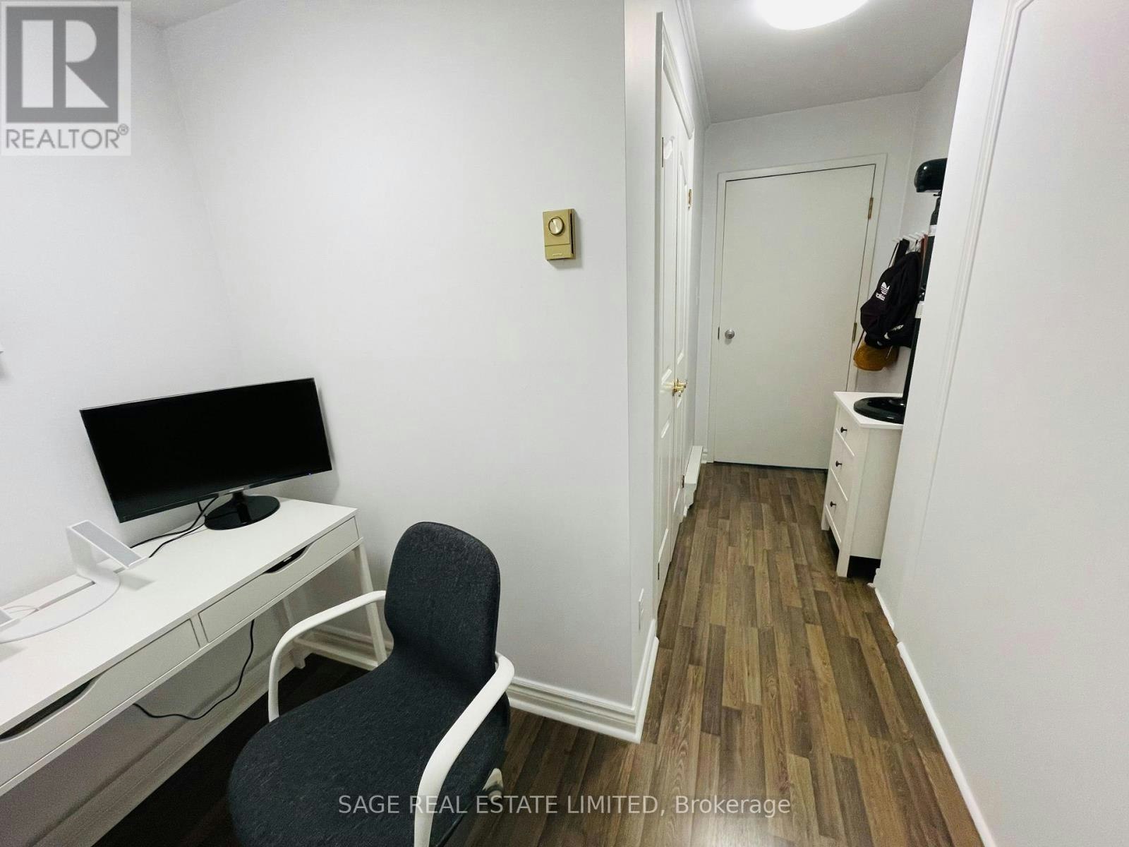 5-296 Runnymede Road, Toronto, ON, M6S 2Y6 - 12