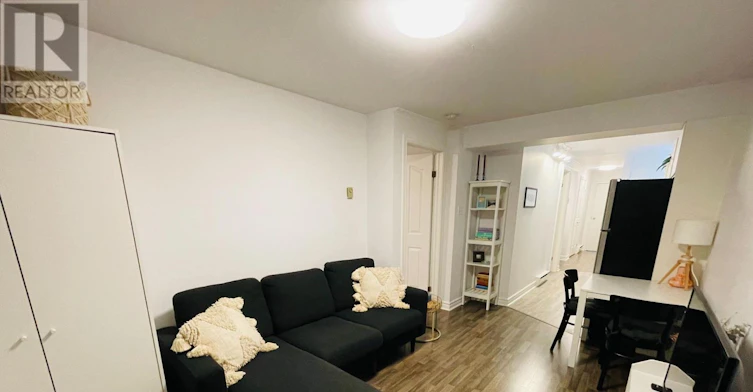 5-296 Runnymede Road, Toronto, ON, M6S 2Y6 - 3