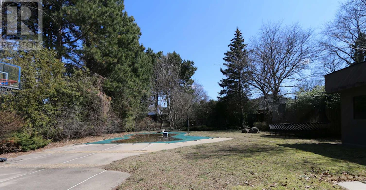 18 Silvergrove Road, Toronto, ON, M2L 2N6 - 5