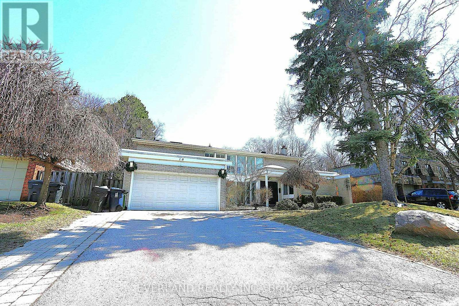 18 Silvergrove Road, Toronto, ON, M2L 2N6 - 15