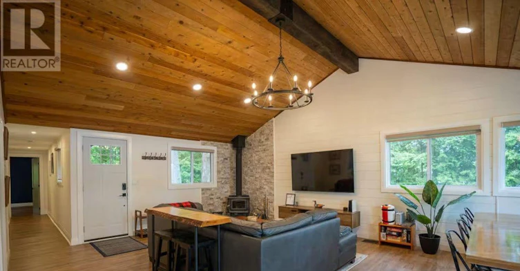 572 Mallard Circle, Smith-Ennismore-Lakefield, ON, K0L 1T0 - 3