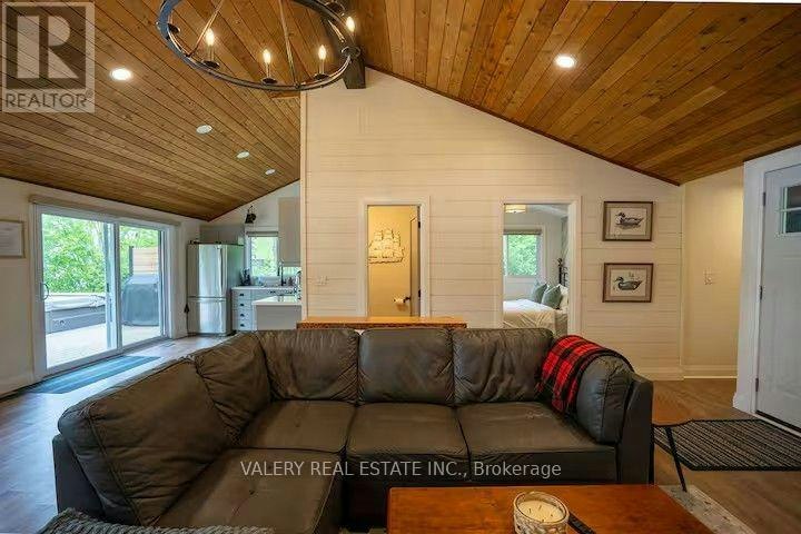 572 Mallard Circle, Smith-Ennismore-Lakefield, ON, K0L 1T0 - 2