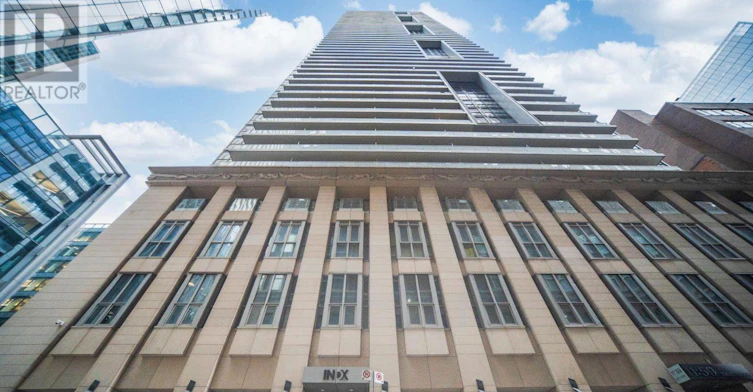 712-70 Temperance Street, Toronto, ON, M5H 4E8 - 2