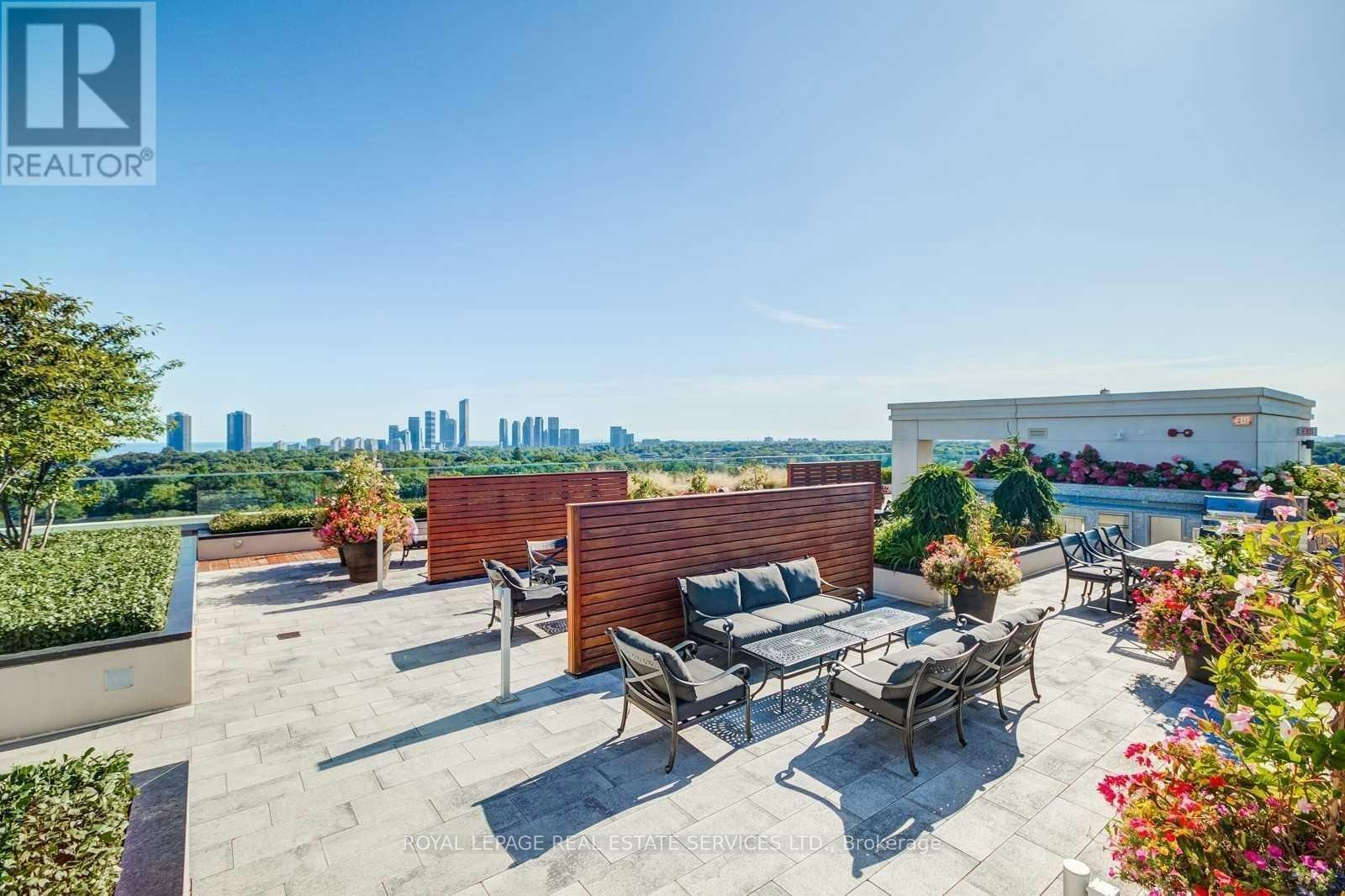 223-1 Old Mill Drive, Toronto, ON, M6S 0A1 - 24