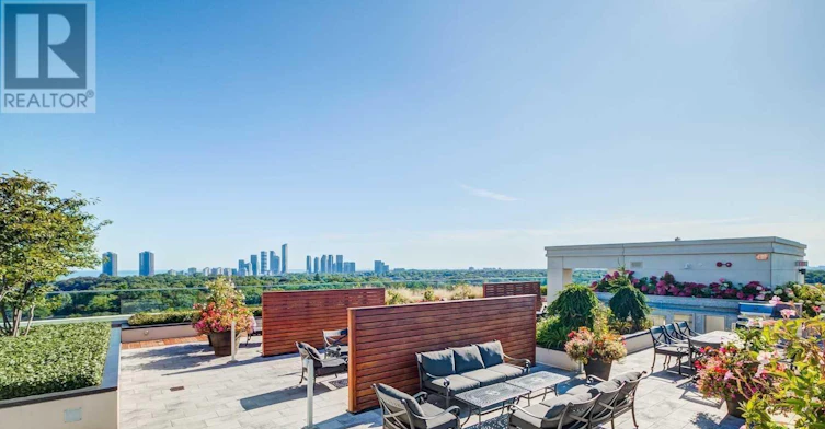 223-1 Old Mill Drive, Toronto, ON, M6S 0A1 - 24