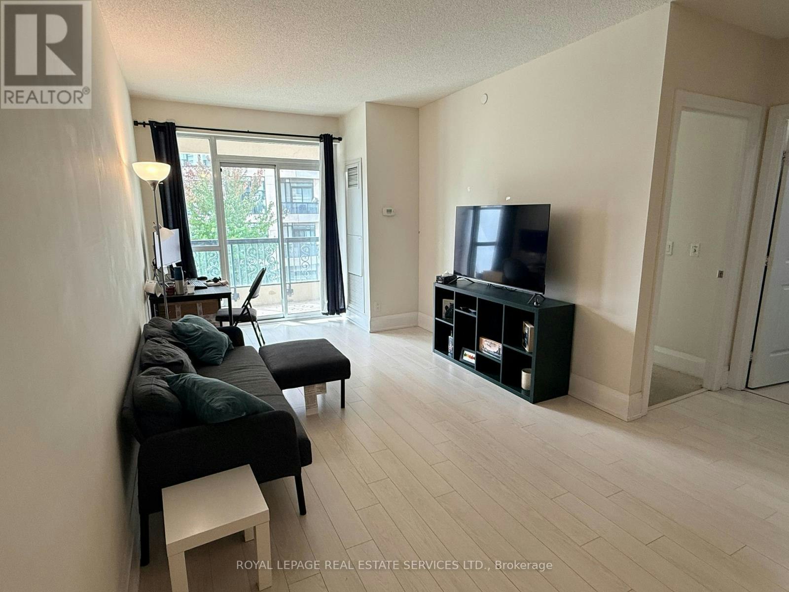 223-1 Old Mill Drive, Toronto, ON, M6S 0A1 - 12