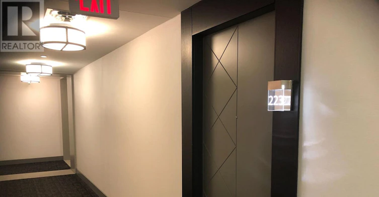 223-1 Old Mill Drive, Toronto, ON, M6S 0A1 - 9