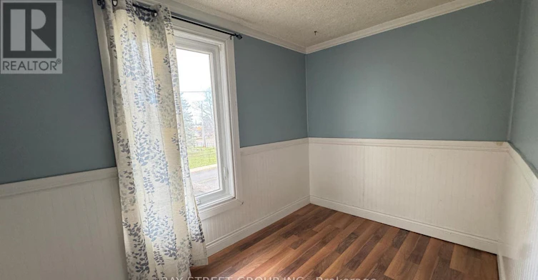 UPPER-5114 Mcrae Street, Niagara Falls, ON, L2E 1P5 - 13