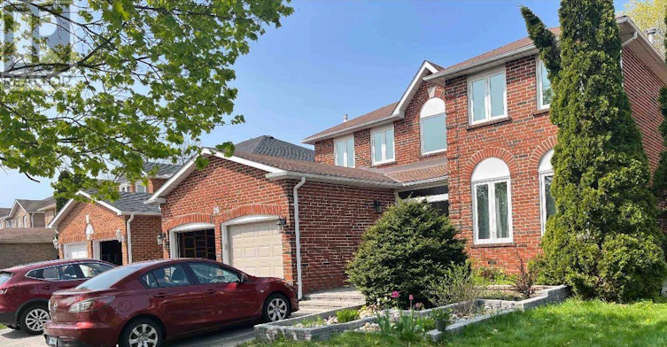 26 Stave (Lower Crescent, Richmond Hill, ON, L4C 9J9