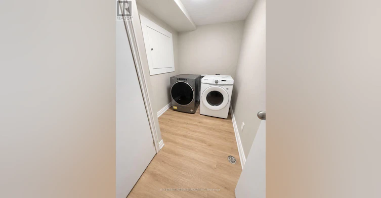2198 Woodglen Crescent, Burlington, ON, L7L 6H1 - 15