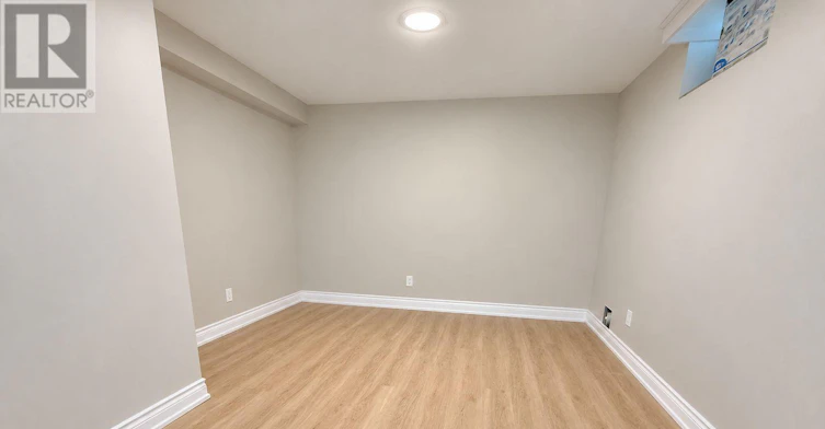 2198 Woodglen Crescent, Burlington, ON, L7L 6H1 - 17
