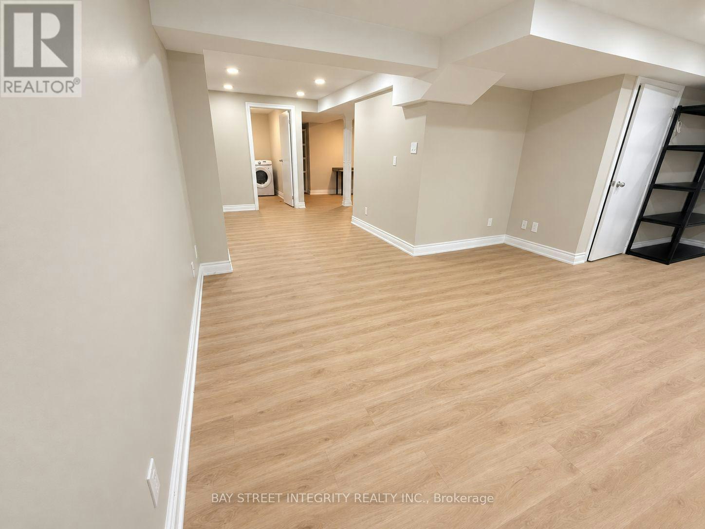 2198 Woodglen Crescent, Burlington, ON, L7L 6H1 - 13