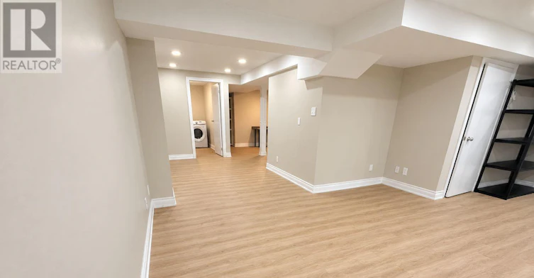 2198 Woodglen Crescent, Burlington, ON, L7L 6H1 - 13