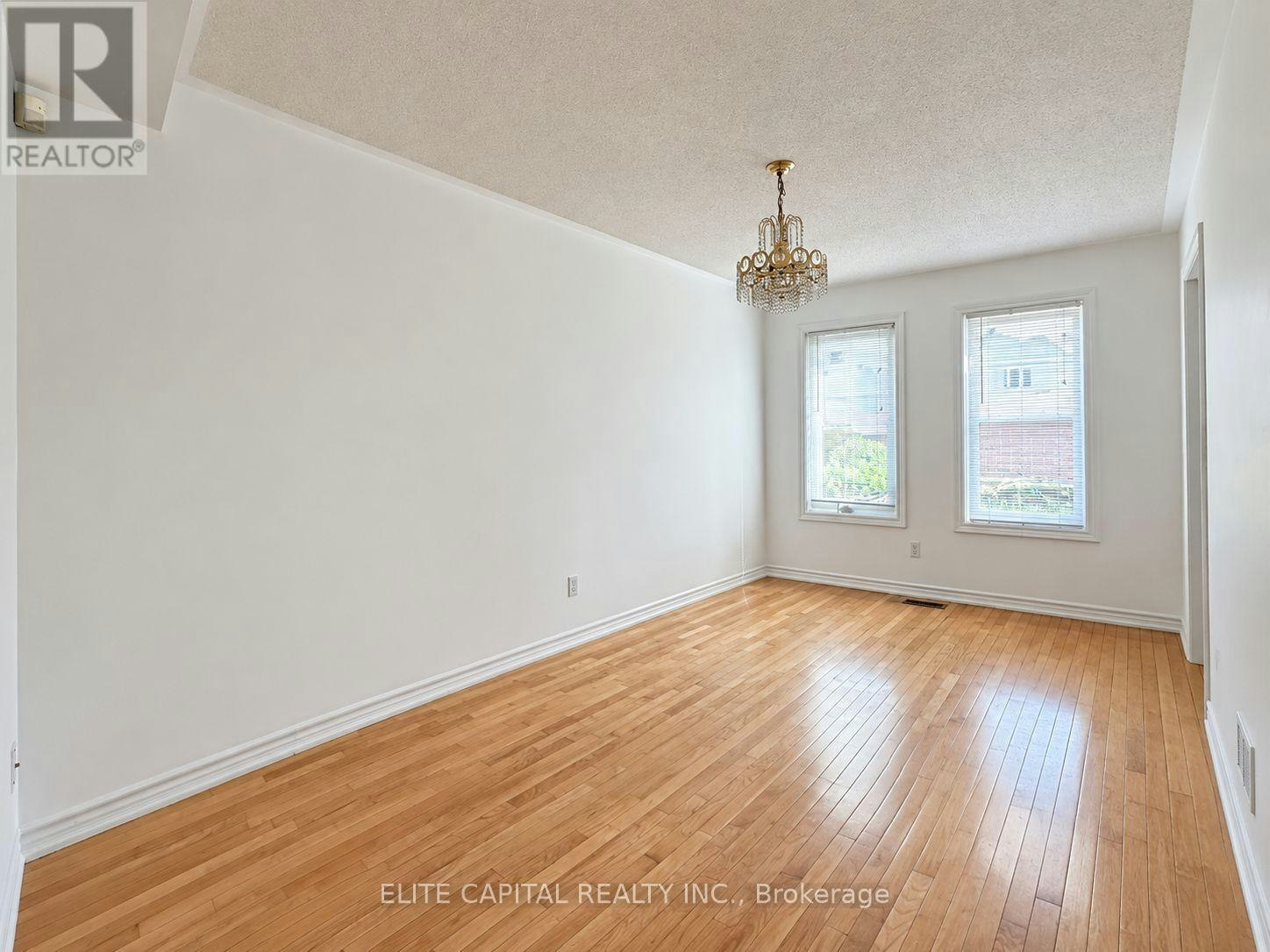 195 Unionville Avenue SOUTH, Markham, ON, L3R 5S6 - 4