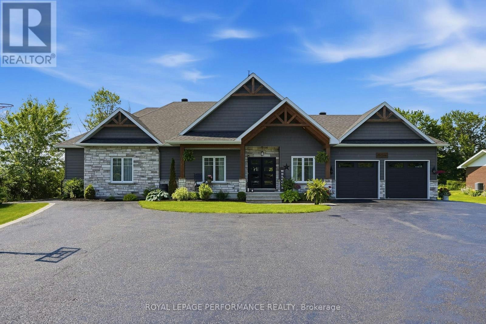 1560 Sandy Hill Road, Hawkesbury, ON, K6A 2R2