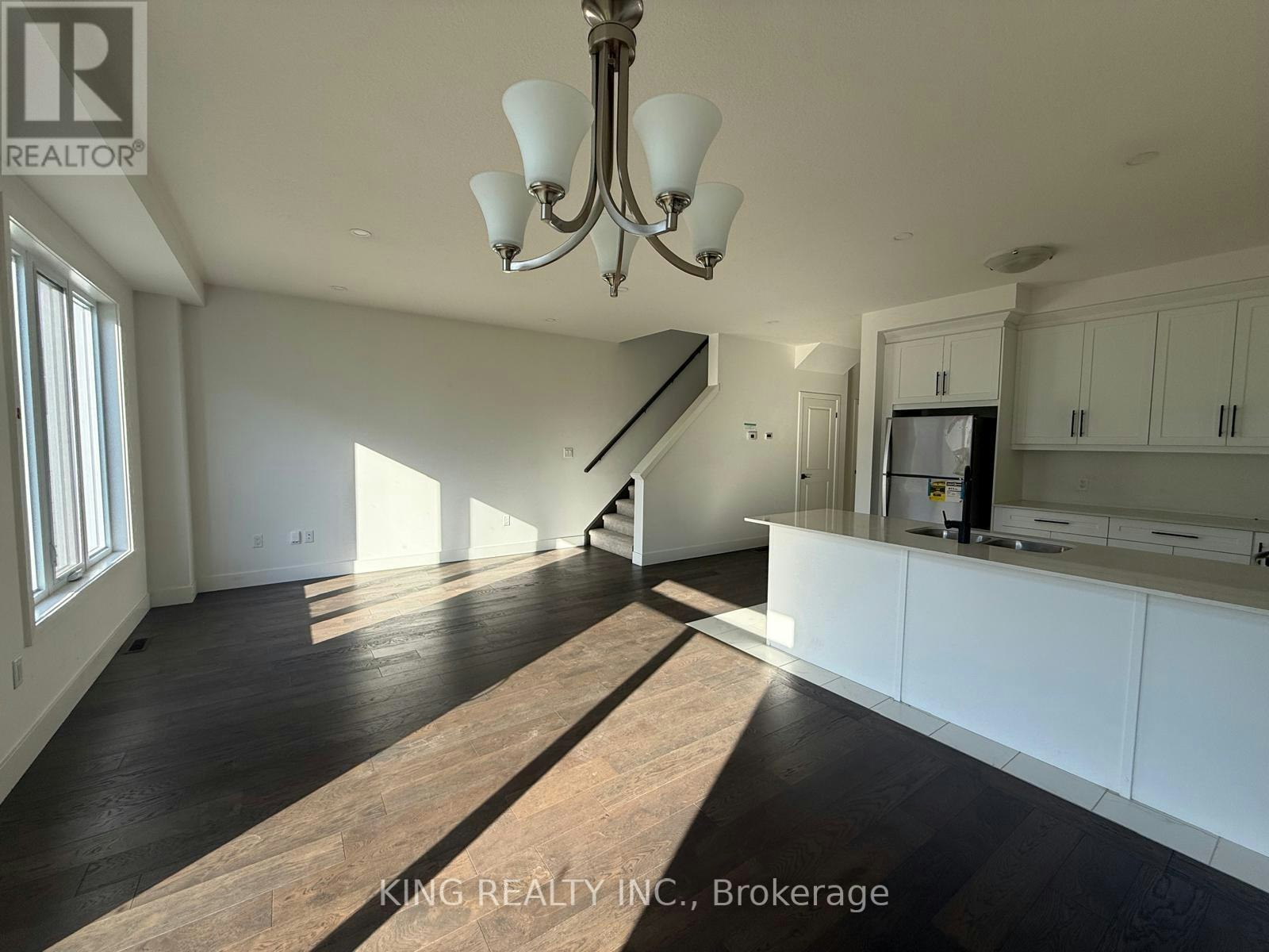 UPPER-27 Christopher Court, London, ON, N5Z 0B1 - 7