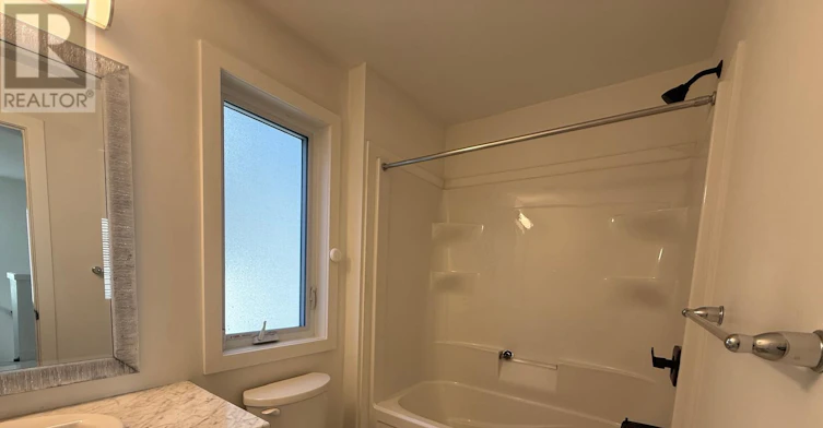 UPPER-27 Christopher Court, London, ON, N5Z 0B1 - 17