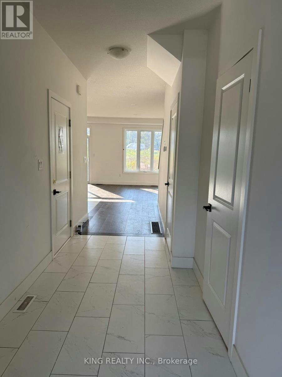 UPPER-27 Christopher Court, London, ON, N5Z 0B1 - 5