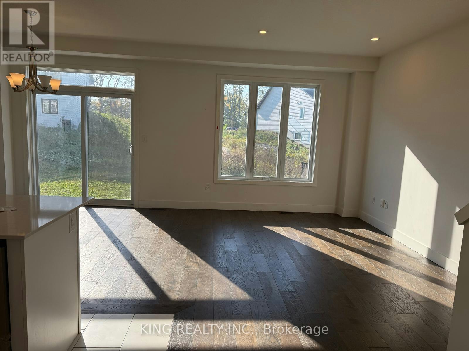 UPPER-27 Christopher Court, London, ON, N5Z 0B1 - 11