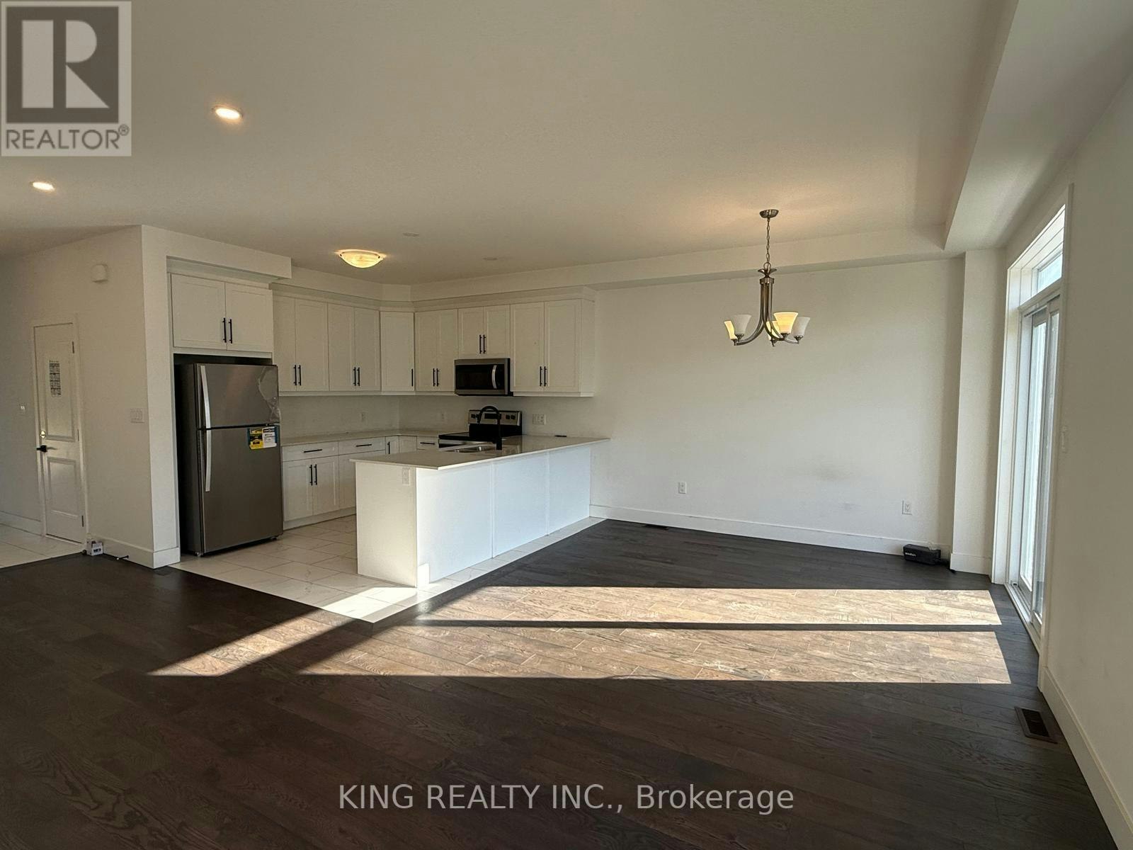 UPPER-27 Christopher Court, London, ON, N5Z 0B1 - 8