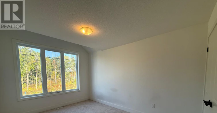 UPPER-27 Christopher Court, London, ON, N5Z 0B1 - 16