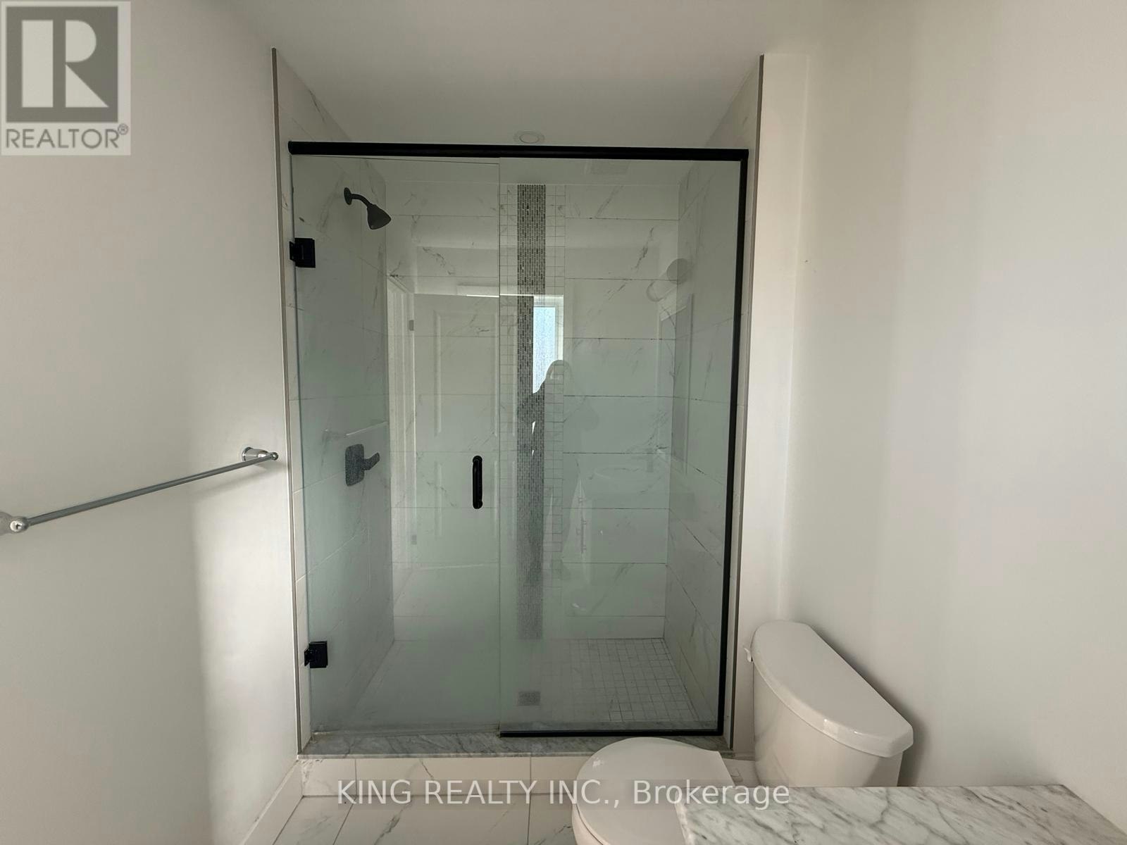 UPPER-27 Christopher Court, London, ON, N5Z 0B1 - 20