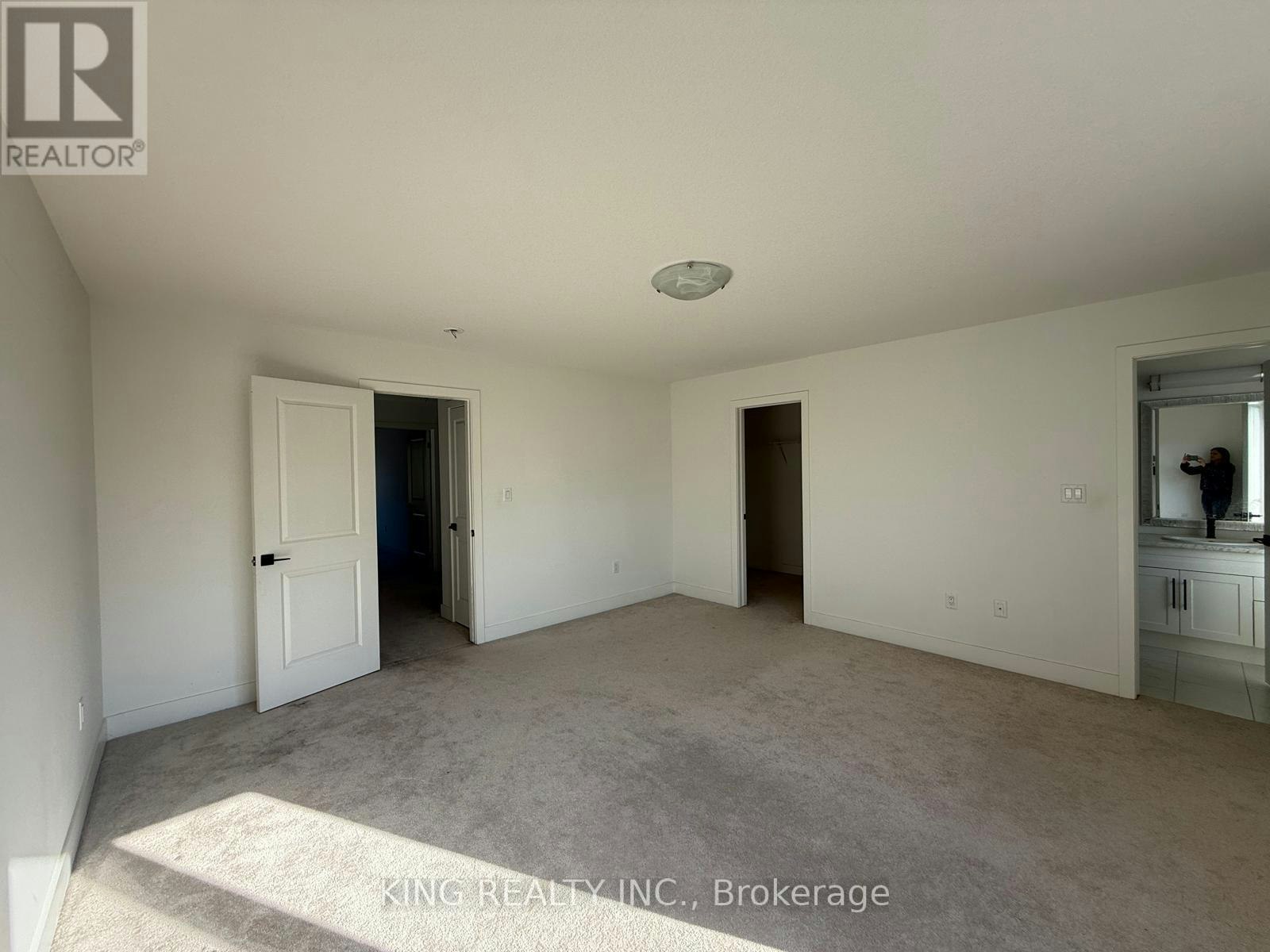 UPPER-27 Christopher Court, London, ON, N5Z 0B1 - 21