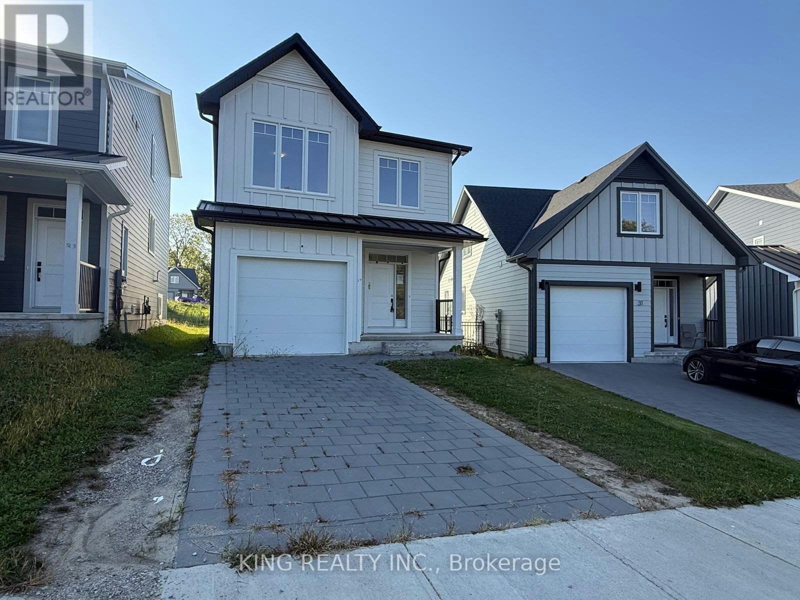 UPPER-27 Christopher Court, London, ON, N5Z 0B1 - 2