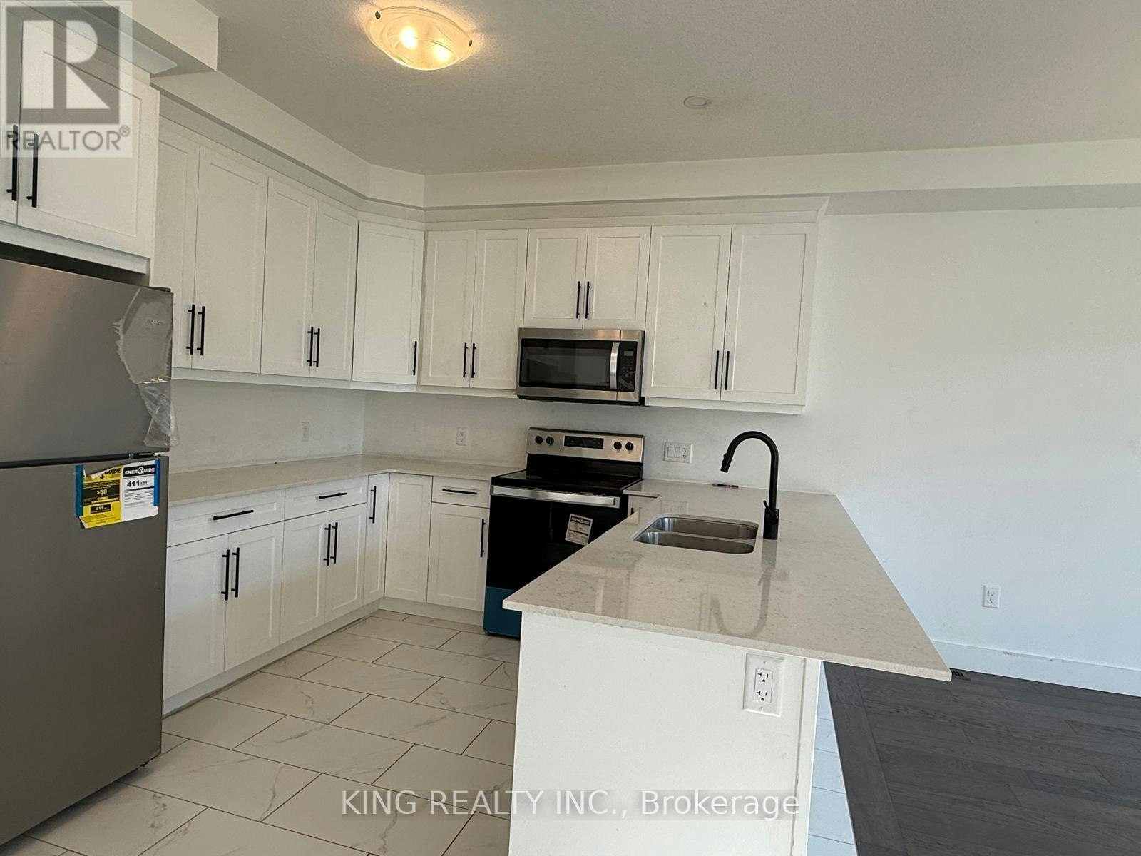 UPPER-27 Christopher Court, London, ON, N5Z 0B1 - 13