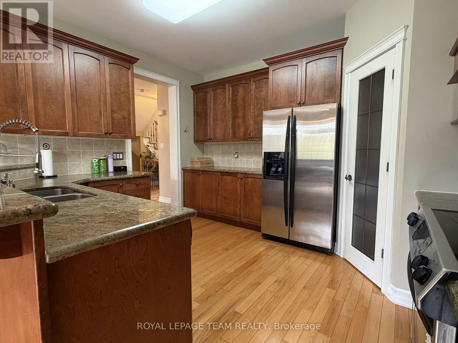 251 Tofino Private, Ottawa, ON, K2M 0B1 - 9
