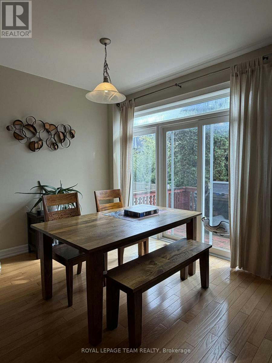 251 Tofino Private, Ottawa, ON, K2M 0B1 - 6