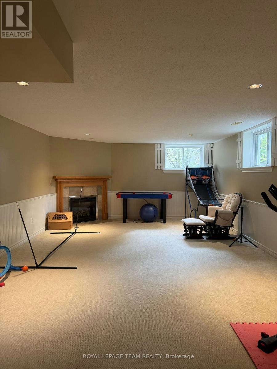 251 Tofino Private, Ottawa, ON, K2M 0B1 - 21
