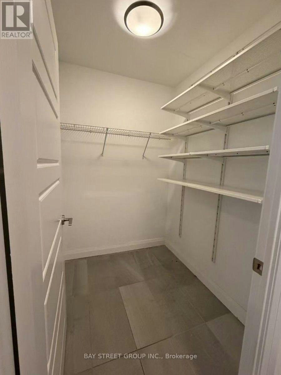 217-15 Water Walk Drive, Markham, ON, L6G 0G2 - 5
