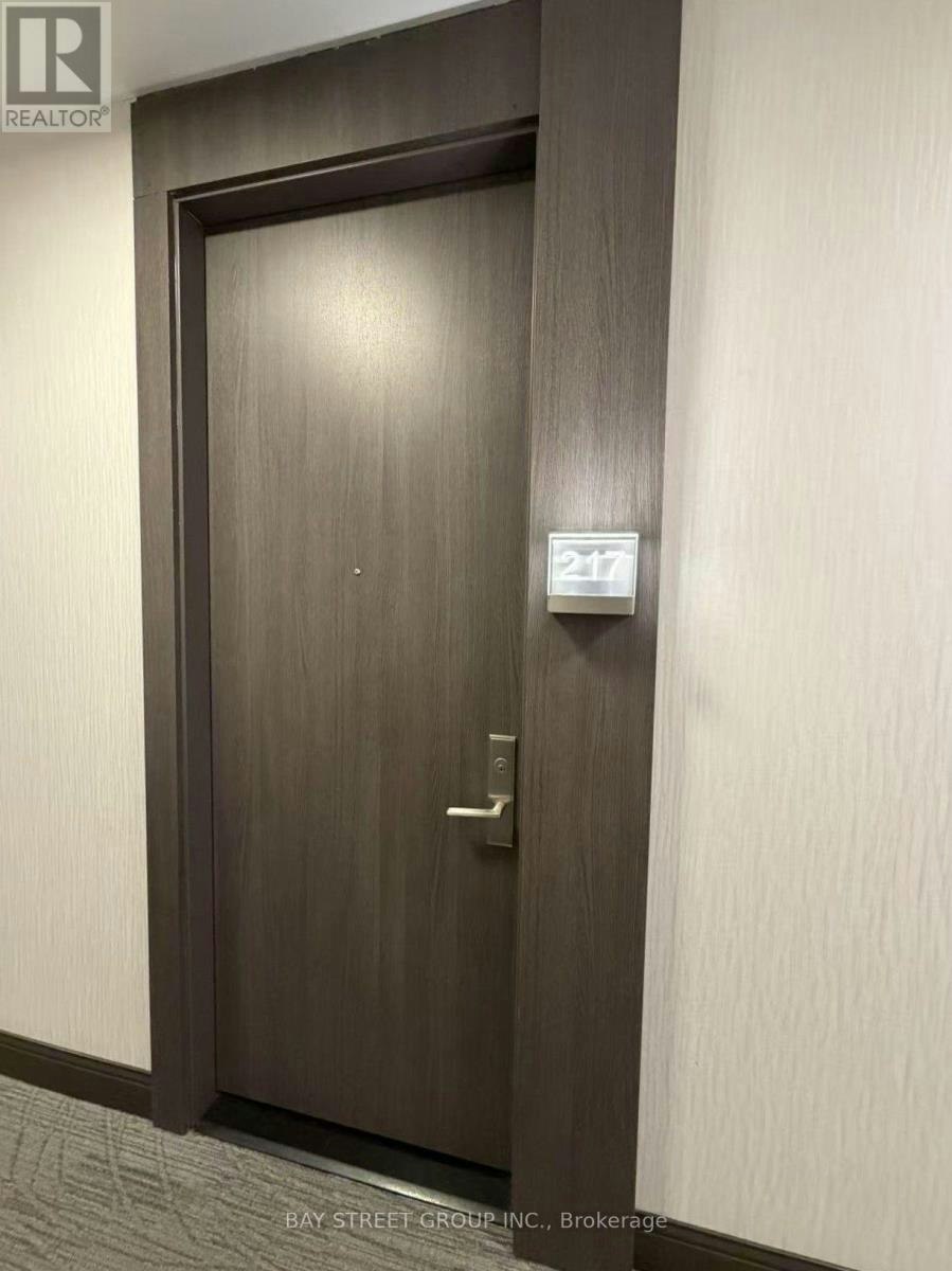 217-15 Water Walk Drive, Markham, ON, L6G 0G2 - 3