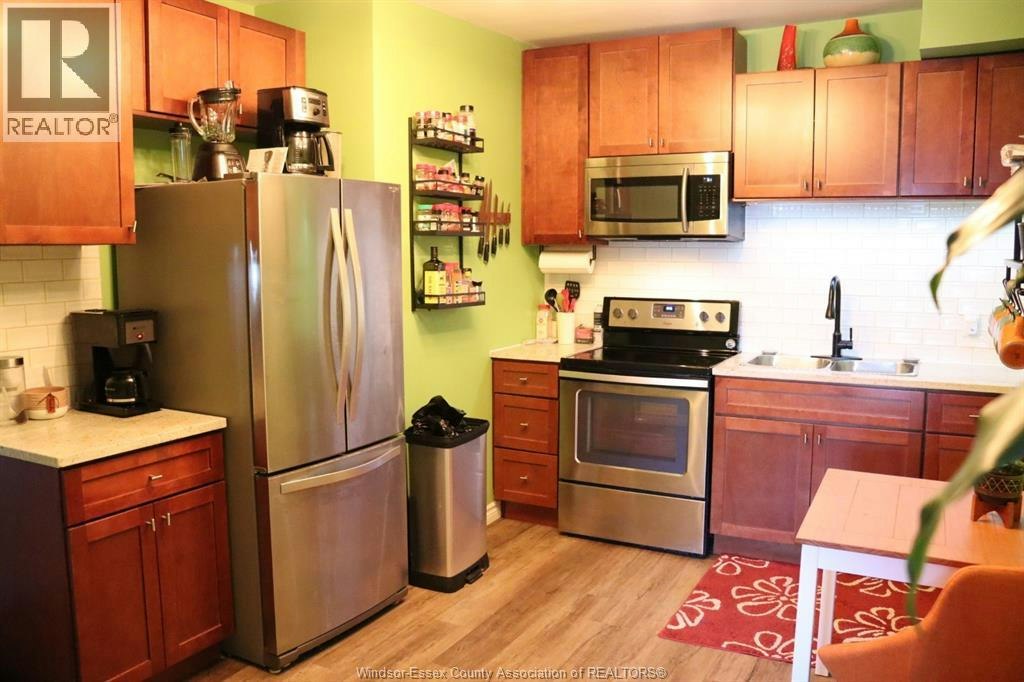 2-809 Erie Street East, Windsor, ON, N9A 3Y5 - 4
