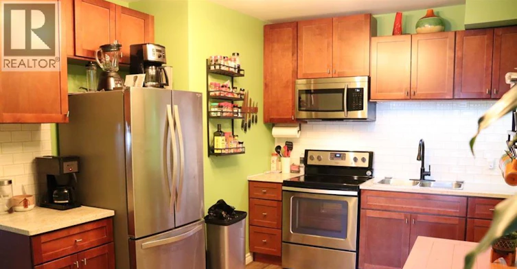 2-809 Erie Street East, Windsor, ON, N9A 3Y5 - 4