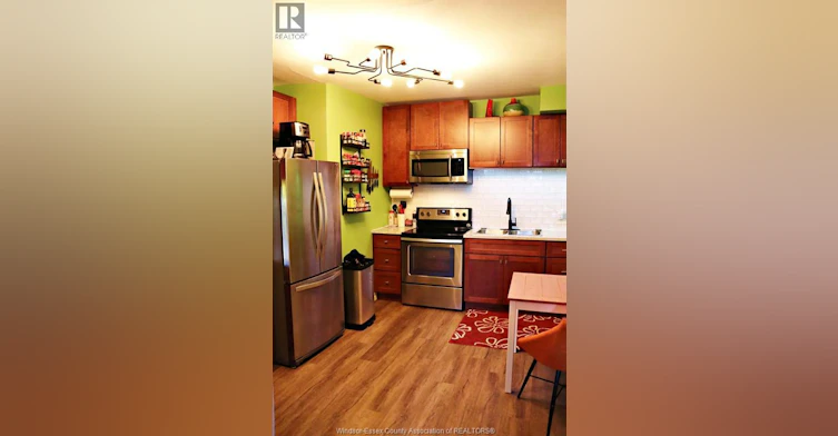 2-809 Erie Street East, Windsor, ON, N9A 3Y5 - 3