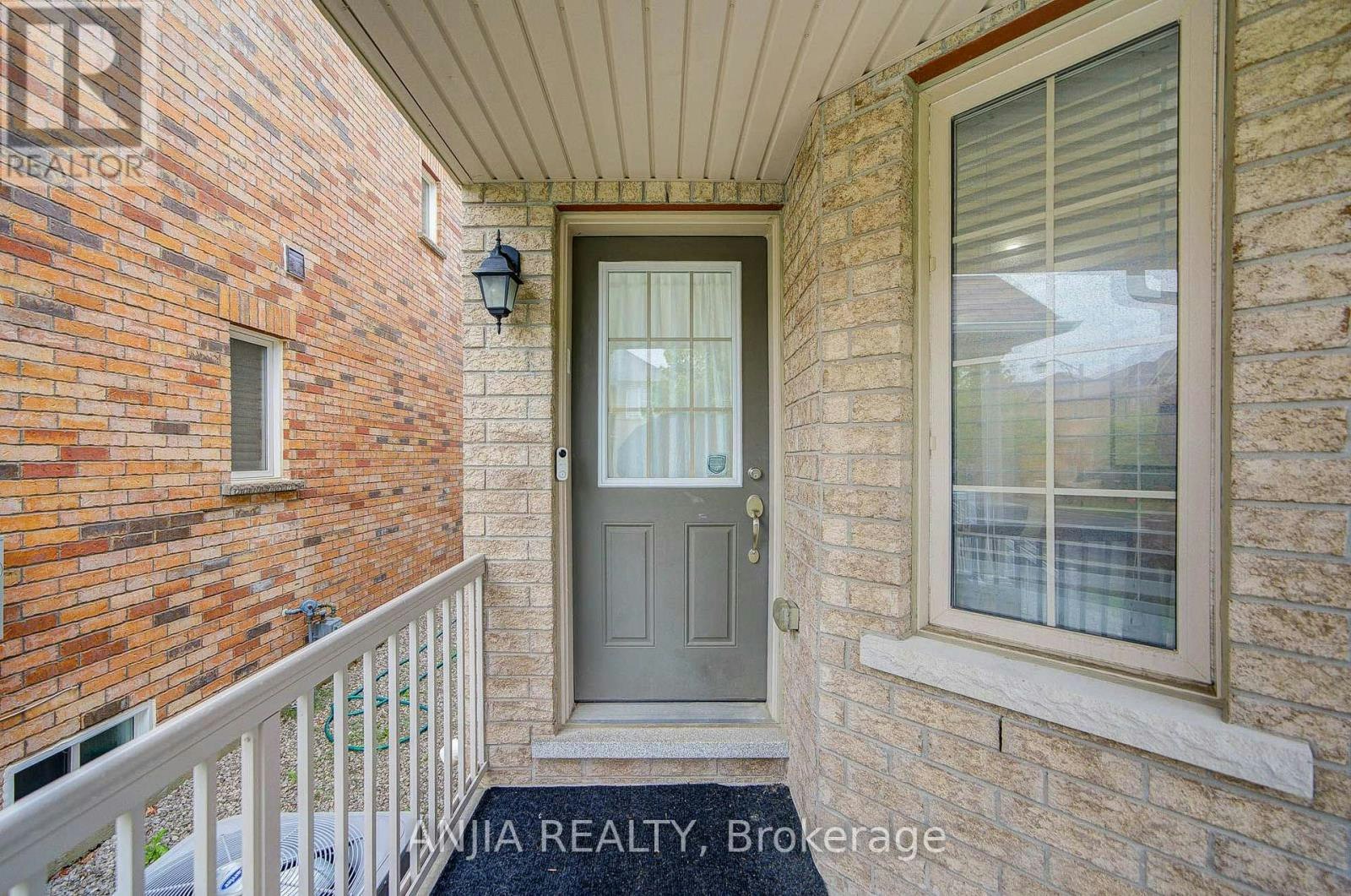 719 Hammersly Boulevard, Markham, ON, L6E 0R9 - 2
